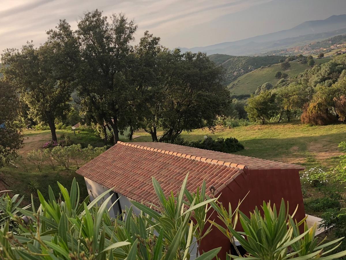 Farm Stay Gli Oleandri Loiri Porto San Paolo Zewnętrze zdjęcie